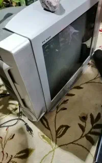 دوعدد تلوزیون 21ماک سامسونگ درحد