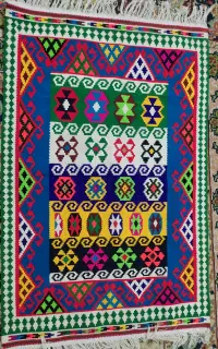 گلیم دستباف سایز یک در یک و نیم