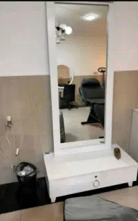 آینه‌ قدی