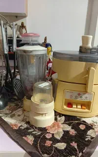 آب میوه گیری  یک جفت پارس خزر فوری فروشی