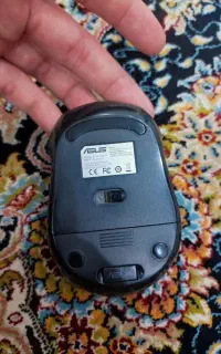 موس اصل ایسوس روی خود لپ تاپ بوده