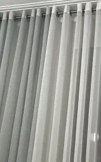 فروشنده خانم