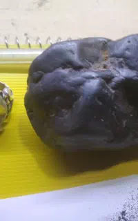 شهاب سنگ  فلزی کمیاب ۴۰۰ میلیون تومان مقطوع.