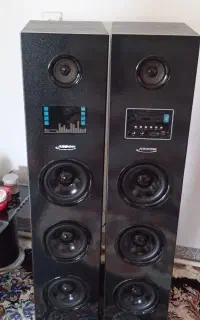 یک اسبیکر خانگی