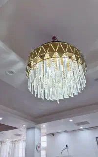 لوستر بزرگ و شیک