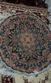 فرش گرد سالاری ۳متر