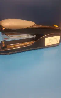 منگنه میخکوب