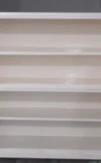 قفسه بزرگ فلزی