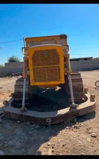 بلدوزر D7 در حد صفر