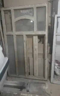 پنجره آهنی