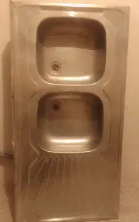 سینک ظرفشویی کاملا سالم