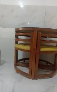 میز ناهار خوری گرد