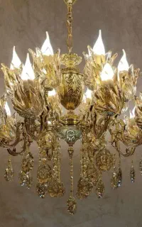 ۸ شعله ۴ شاخه بزرگ لوستر برنزادر کارمندان