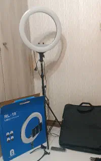رینگ لایت LED حرفه‌ای کاملا نو
