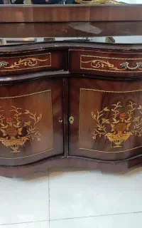 آیینه کنسول تمیز