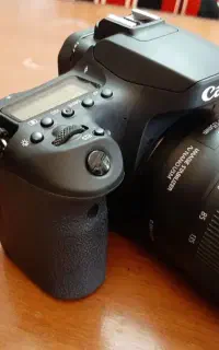 دوربین عکاسی کانن ۹۰ دی