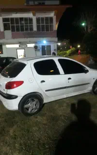 پژو ۲۰۶ تیپ ۳ مدل ۱۴۰۰ زیرقیمت