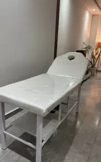 تخت ماساژ در حد نو