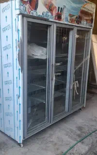 یخچال سرپایی سه درب