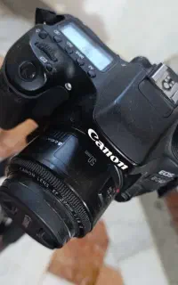 Canon 80d+lens 50mm 1/8+سه پایه