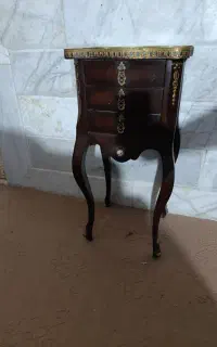 مینی بوفه با میز تلفن