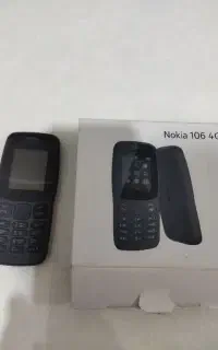 یک دستگاه گوشی نوکیا ساده مدل 106