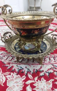 کاسه و بشقاب برنز