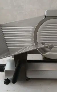 کالباس بر مارک اوماس اصل ایتالیا در حد صفر باتیزکن