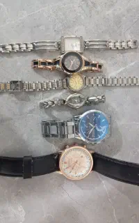 ساعت وکیف درحد نو