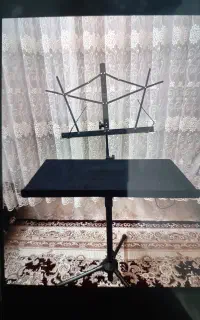 میز سنتور سناتور با پایه نت