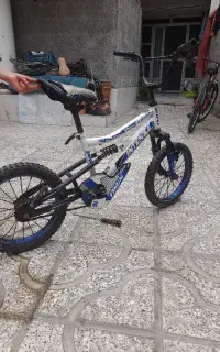 دوچرخه ۱۶