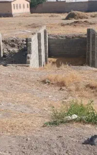 زمین فروشی