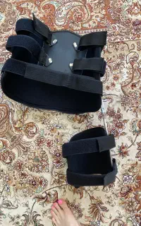 کمربند طبی کمر و ران سمت چپ پا البته قابل جدا شدن