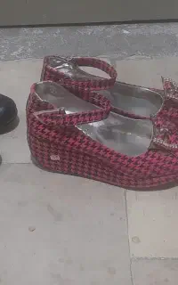 کفش دخترانه و زنانه