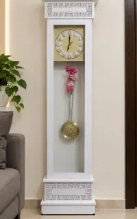 ساعت ایستاده دکوراتیو سفید، سالم و شیک