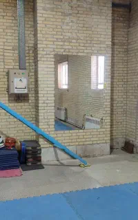 آیینه مناسب باشگاه و آرایشگاه