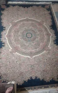 قالی ۷۰۰ شانه کاشان