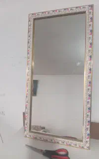 آینه و قیچی