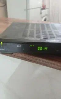 دیجیتال مارشال سالم وتمیزکنترل نداره