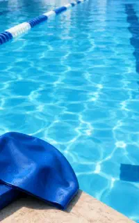 آموزش شنا بانوان و دختران در نیشابور