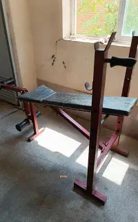 میز پرس سینه