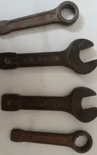 آچارچکشی