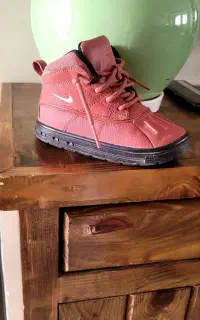 کفش و لباس های برند.از ۶ ماه تا سه سال