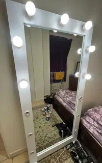 اینه قدی چراغ دار