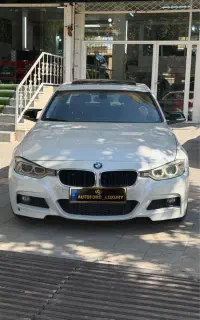 BMW 320i