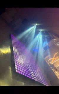 دی  جی خانم واقا