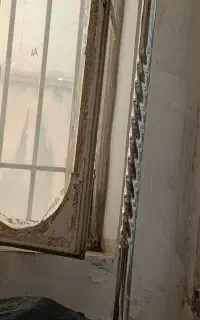 چوب لباسی ایستاده
