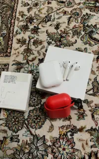 ایرپاد ۲ اصلی همراه با جعبه اصلی و شارژر