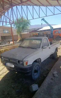 هایلوکس 92