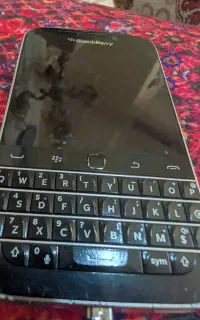 گوشی بلک بری کلاسیک